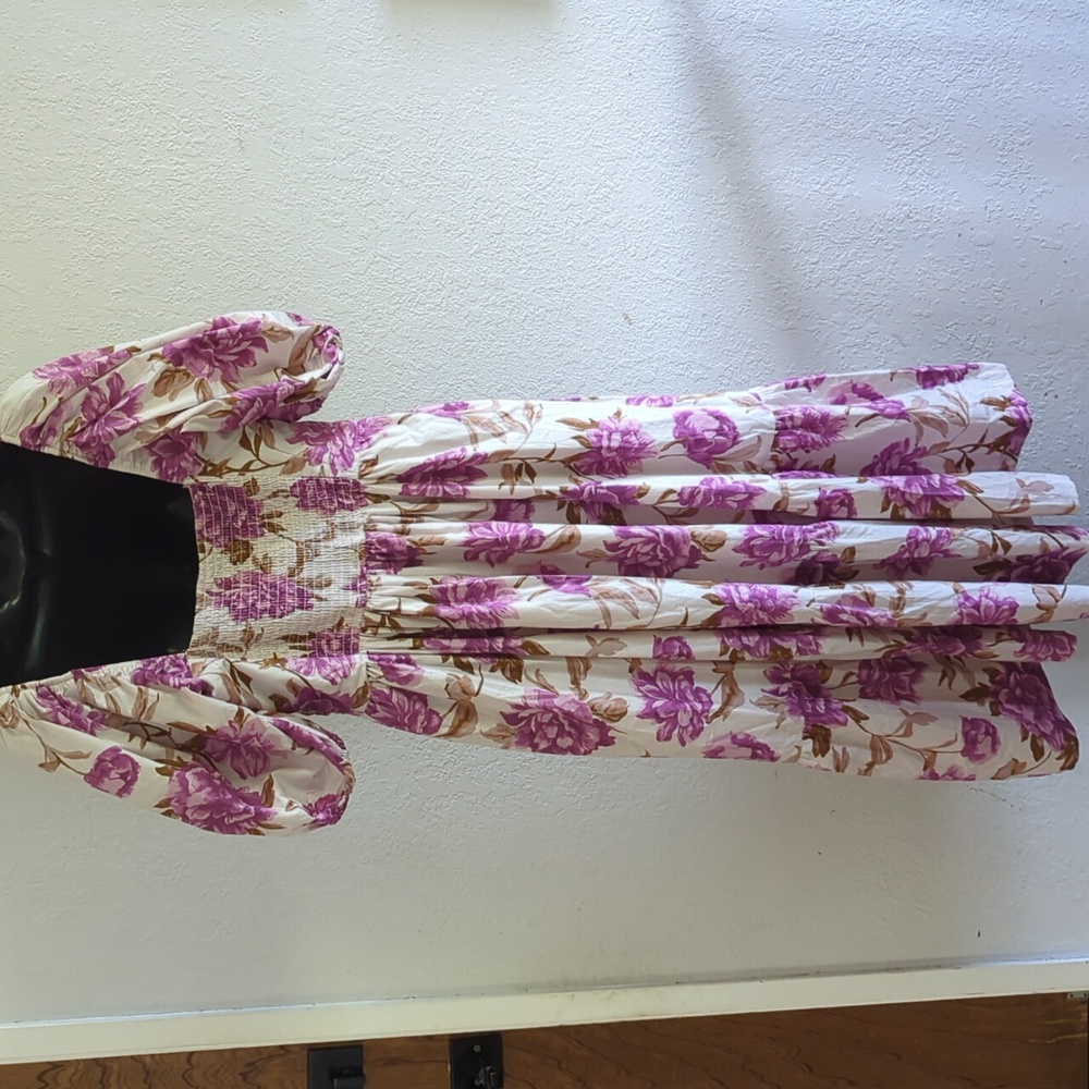 ✨ Abercrombie and Fitch Emerson purple floral size sold out - Picture 7 of 7